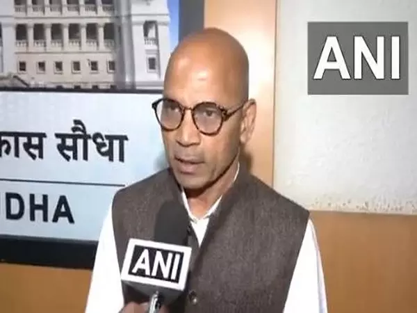 कोविड की स्थिति नियंत्रण में, स्कूलों और लोगों को सावधानी बरतने की सलाह: Karnataka चिकित्सा शिक्षा मंत्री कोविड की स्थिति नियंत्रण में, स्कूलों और लोगों को सावधानी बरतने की सलाह: Karnataka चिकित्सा शिक्षा मंत्री