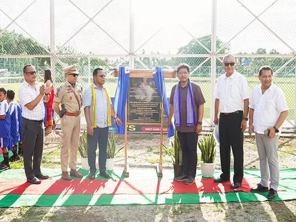 Meghalaya CM ने विलियमनगर में सिंथेटिक फुटबॉल टर्फ का उद्घाटन किया Meghalaya CM ने विलियमनगर में सिंथेटिक फुटबॉल टर्फ का उद्घाटन किया