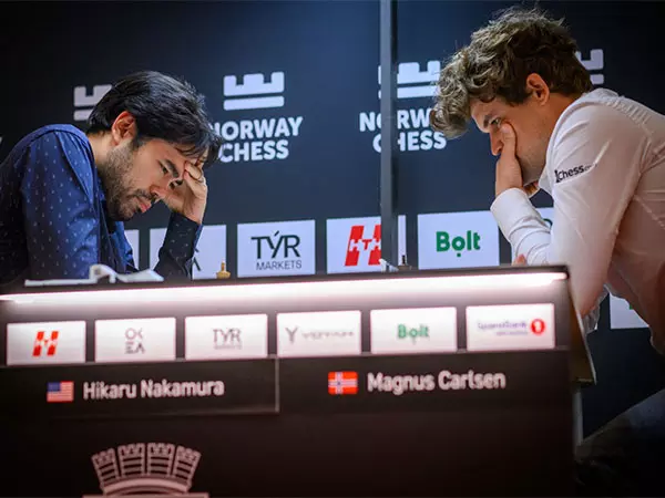 Hikaru Nakamura, अर्जुन एरिगैसी ने राउंड 2 के बाद नॉर्वे शतरंज में बढ़त बनाई Hikaru Nakamura, अर्जुन एरिगैसी ने राउंड 2 के बाद नॉर्वे शतरंज में बढ़त बनाई