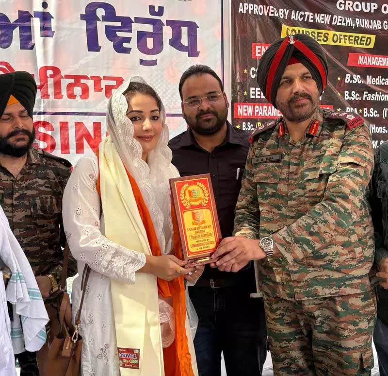 Punjab सरकार ने नशा मुक्ति मोर्चा को सहयोग देने के लिए हेल्पलाइन जारी की Punjab सरकार ने नशा मुक्ति मोर्चा को सहयोग देने के लिए हेल्पलाइन जारी की