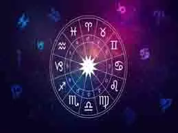 Shukra Gochar 2025: शुक्र 3 दिन बाद करेंगे राशि परिवर्तन, इन 4 राशियों का चमकेगा भाग्य; धन-समृद्धि में होगी वृद्धि Shukra Gochar 2025: शुक्र 3 दिन बाद करेंगे राशि परिवर्तन, इन 4 राशियों का चमकेगा भाग्य; धन-समृद्धि में होगी वृद्धि