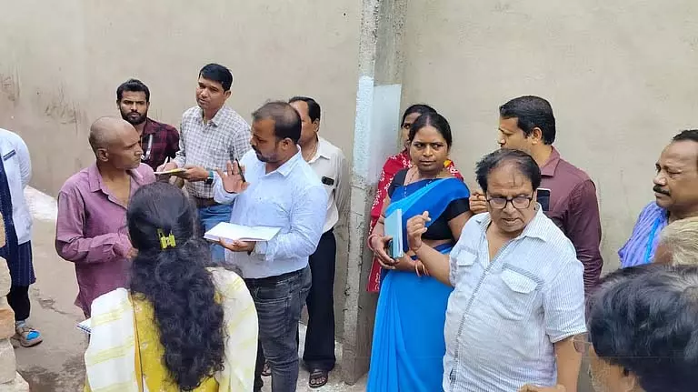 Odisha में डायरिया के प्रकोप से तीन लोगों की मौत, 15 प्रभावित Odisha में डायरिया के प्रकोप से तीन लोगों की मौत, 15 प्रभावित