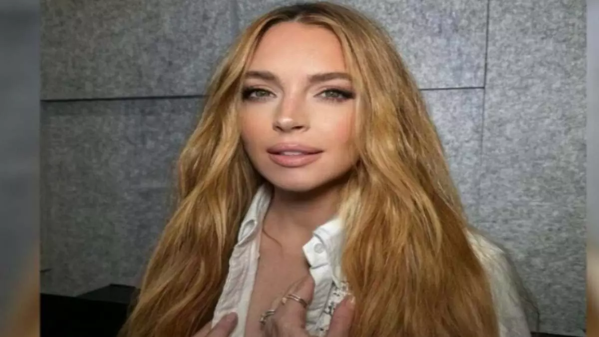 क्या Lindsay Lohan ने फेसलिफ्ट करवाया? क्या Lindsay Lohan ने फेसलिफ्ट करवाया?