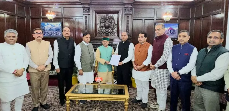 शिमला में BJP का एक्शन: नेगी केस में राज्यपाल से मिले नेता, पुलिस पर सवाल शिमला में BJP का एक्शन: नेगी केस में राज्यपाल से मिले नेता, पुलिस पर सवाल
