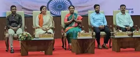 Gujarat के बाबासाहेब अम्बेडकर विश्वविद्यालय में युवा शक्ति, भारत की शक्ति की गूंज Gujarat के बाबासाहेब अम्बेडकर विश्वविद्यालय में युवा शक्ति, भारत की शक्ति की गूंज