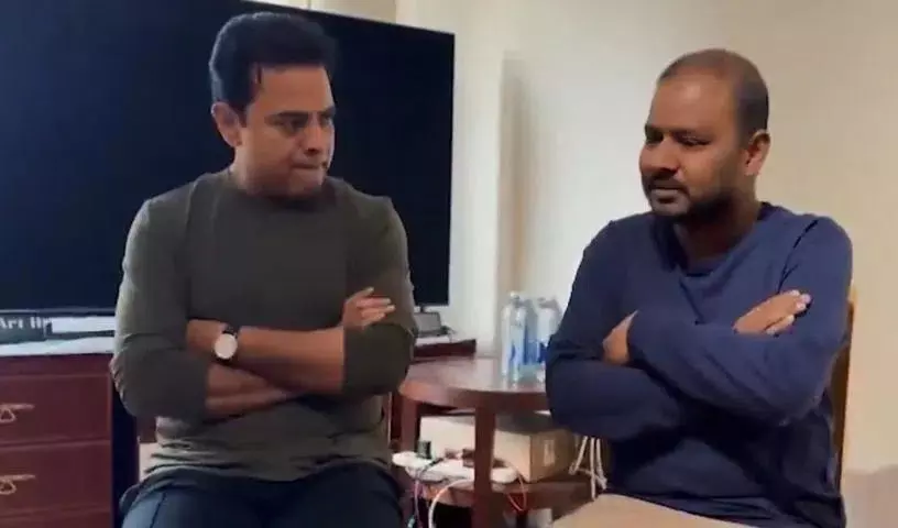 KTR ने लंदन में बीमार बीआरएस यूके नेता अनिल कुर्माचलम से मुलाकात की KTR ने लंदन में बीमार बीआरएस यूके नेता अनिल कुर्माचलम से मुलाकात की