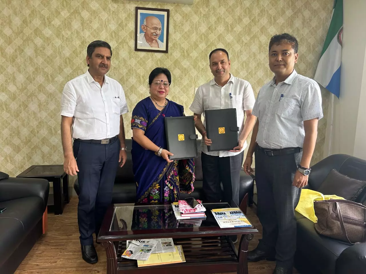 Assam सरकार के इतिहास विभाग और खेल विश्वविद्यालय के बीच समझौता ज्ञापन पर हस्ताक्षर Assam सरकार के इतिहास विभाग और खेल विश्वविद्यालय के बीच समझौता ज्ञापन पर हस्ताक्षर