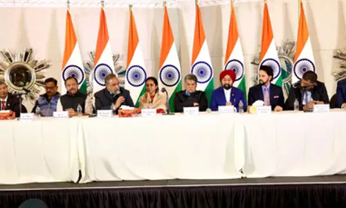 सुप्रिया सुले के प्रतिनिधिमंडल ने दक्षिण अफ्रीका में भारतीय प्रवासियों से मुलाकात की