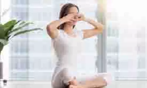Yoga Tips: थायराइड के मरीजों को करना चाहिए इन योगासनों का अभ्यास Yoga Tips: थायराइड के मरीजों को करना चाहिए इन योगासनों का अभ्यास