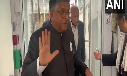 Ravi Shankar के नेतृत्व वाले प्रतिनिधिमंडल ने फ्रांस की यात्रा पूरी की, इटली रवाना Ravi Shankar के नेतृत्व वाले प्रतिनिधिमंडल ने फ्रांस की यात्रा पूरी की, इटली रवाना