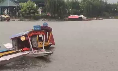Jammu Kashmir: भारी तूफान और बारिश से तबाही, 1 की मौत