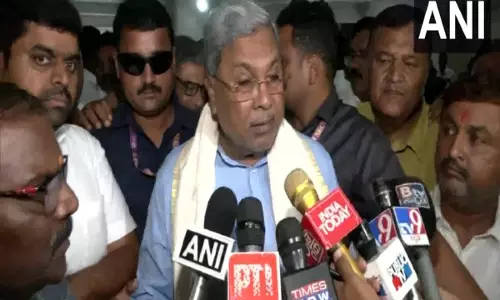 Karnataka CM ने भाजपा के उर्दू को कन्नड़ से ऊपर दावे को सांप्रदायिक नफरत फैलाने के लिए दुर्भावनापूर्ण झूठ बताया Karnataka CM ने भाजपा के उर्दू को कन्नड़ से ऊपर दावे को सांप्रदायिक नफरत फैलाने के लिए दुर्भावनापूर्ण झूठ बताया