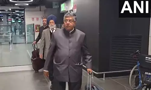 फ्रांस की यात्रा के बाद BJP MP रविशंकर प्रसाद के नेतृत्व में सर्वदलीय प्रतिनिधिमंडल रोम पहुंचा फ्रांस की यात्रा के बाद BJP MP रविशंकर प्रसाद के नेतृत्व में सर्वदलीय प्रतिनिधिमंडल रोम पहुंचा