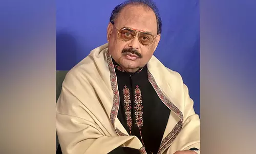 एमक्यूएम नेता अल्ताफ हुसैन ने PM Modi से वैश्विक मंचों पर मुहाजिर उत्पीड़न का मुद्दा उठाने का आग्रह किया एमक्यूएम नेता अल्ताफ हुसैन ने PM Modi से वैश्विक मंचों पर मुहाजिर उत्पीड़न का मुद्दा उठाने का आग्रह किया
