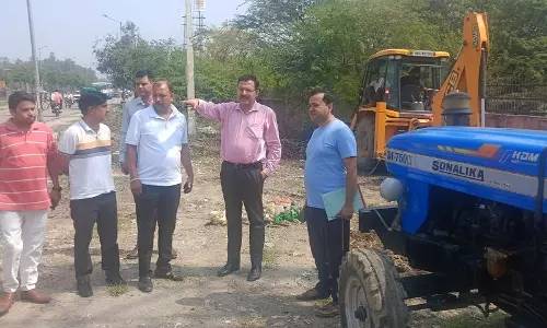 Haryana : नगर निगम आयुक्त ने थानेसर में स्वच्छता अभियान का निरीक्षण किया