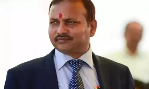 अधिकारी ने 7 साल तक किया दुष्कर्म, अब शादी से मुकर रहा