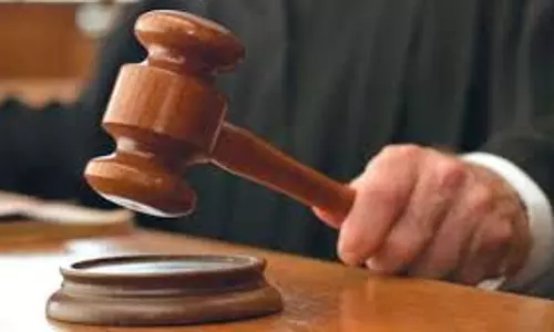Ayodhy: ट्रेड यूनियन के नेता को 5.5 करोड़ का जुर्माना