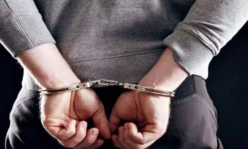 कालाहांडी में नृशंस हत्या के आरोप में गोवा से एक व्यक्ति गिरफ्तार कालाहांडी में नृशंस हत्या के आरोप में गोवा से एक व्यक्ति गिरफ्तार
