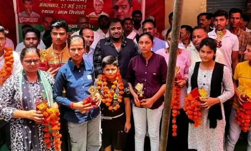 Farrukhabad: शिक्षा सबसे शक्तिशाली हथियार, जिससे आप दुनिया बदल सकते: डॉ जितेंद्र सिंह यादव
