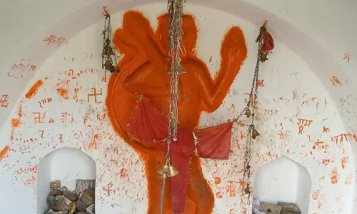 Nawabganj: हनुमानजी के मंदिर से चालीस किलो वजन के घंटे चोरी