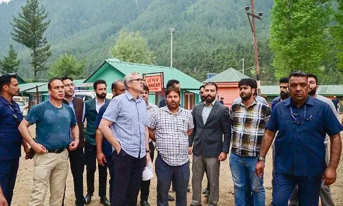 CM उमर अब्दुल्ला ने बैसरन हमले के 26 पीड़ितों के लिए स्मारक की घोषणा की CM उमर अब्दुल्ला ने बैसरन हमले के 26 पीड़ितों के लिए स्मारक की घोषणा की