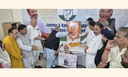 Karra ने राज्य का दर्जा देने की मांग दोहराई