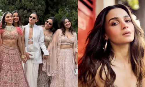 जैकेट के साथ सफ़ेद आउटफिट में Alia Bhatt परफेक्ट ब्राइड्समेड लग रही हैं जैकेट के साथ सफ़ेद आउटफिट में Alia Bhatt परफेक्ट ब्राइड्समेड लग रही हैं