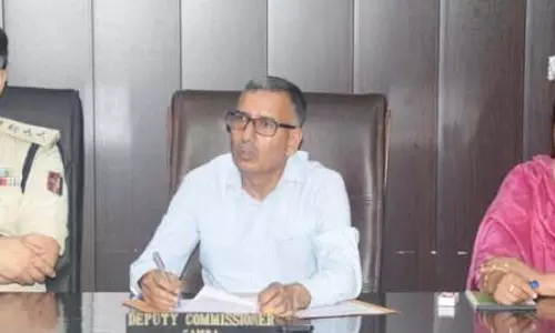 DC सांबा ने बाबा चमलियाल-बाबा सिद्ध गोरिया मेलों की तैयारियों की समीक्षा की