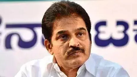 Kerala: पार्टी में अनवर को लेकर कोई दूरी नहीं, बातचीत से सुलझेंगे विवाद: वेणुगोपाल Kerala: पार्टी में अनवर को लेकर कोई दूरी नहीं, बातचीत से सुलझेंगे विवाद: वेणुगोपाल