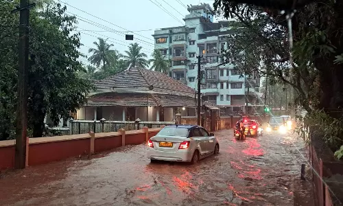 GOA: भारी बारिश ने कुंचेलिम रोड को जलमग्न कर दिया