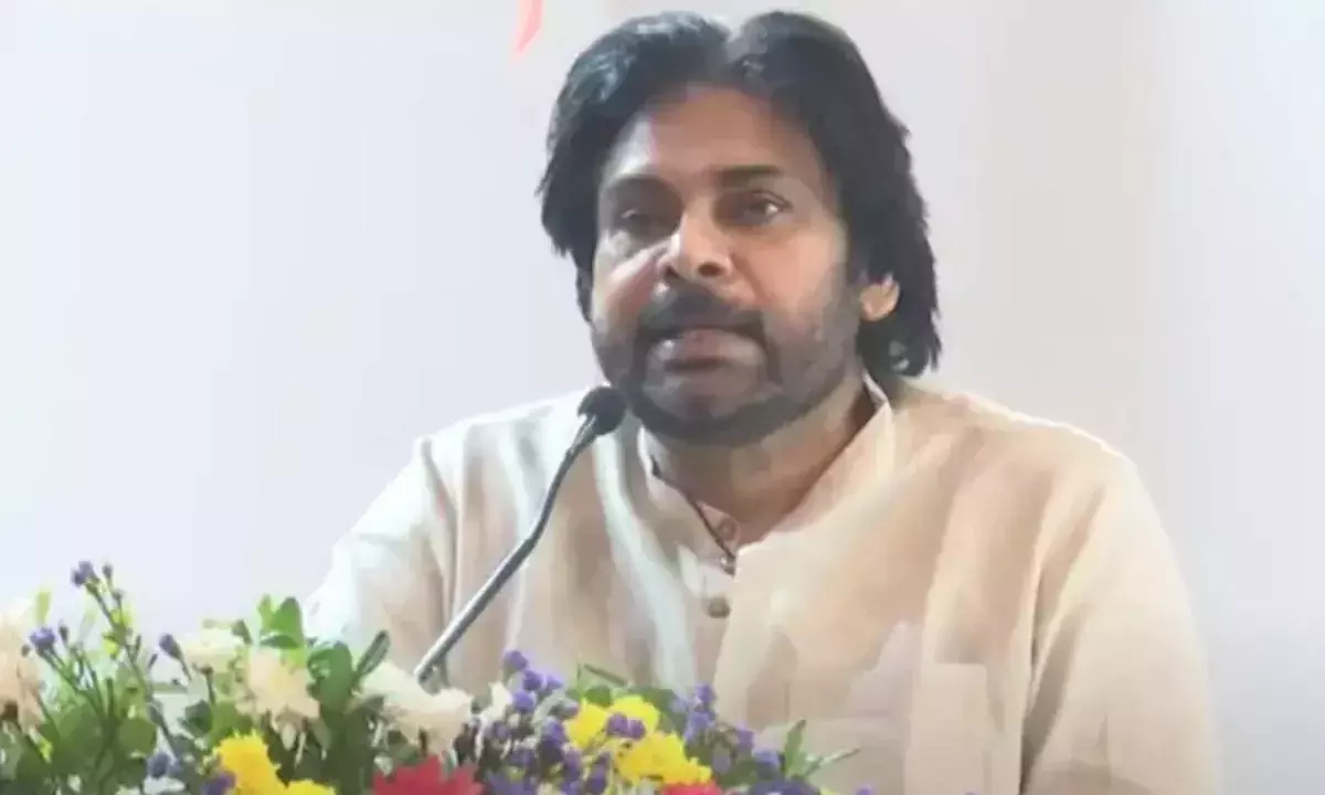 Andhra: पवन कल्याण ने एनटीआर को उनकी 102वीं जयंती पर श्रद्धांजलि दी