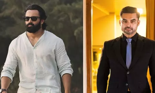 Unni Mukundan ने टोविनो थॉमस के साथ चैट स्क्रीनशॉट पोस्ट किया, नारिवेटा पर विवाद की अफवाहों को खारिज किया Unni Mukundan ने टोविनो थॉमस के साथ चैट स्क्रीनशॉट पोस्ट किया, नारिवेटा पर विवाद की अफवाहों को खारिज किया