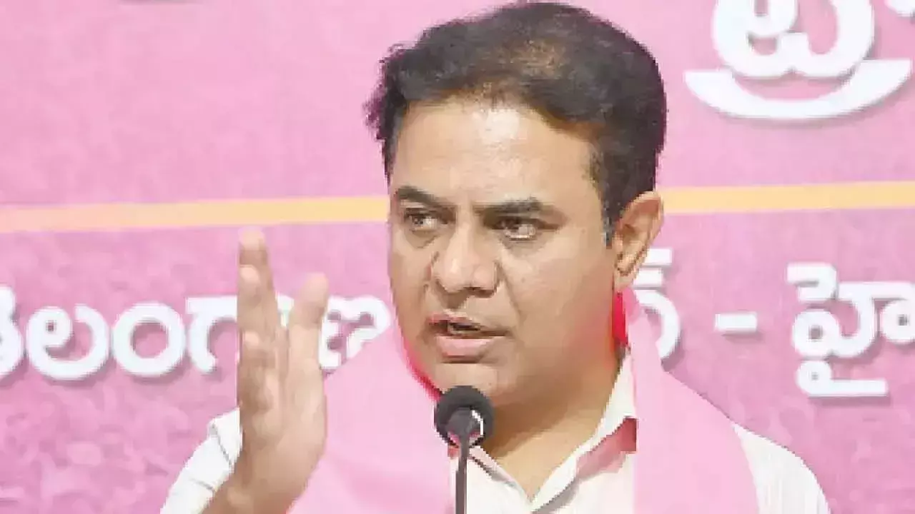 KTR ने BRS कार्यकर्ताओं से राज्य स्थापना दिवस समारोह को भव्य तरीके से आयोजित करने का आग्रह किया KTR ने BRS कार्यकर्ताओं से राज्य स्थापना दिवस समारोह को भव्य तरीके से आयोजित करने का आग्रह किया