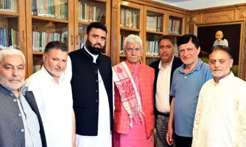 अंजुमन शरीअतियां प्रतिनिधिमंडल ने LG से मुलाकात की