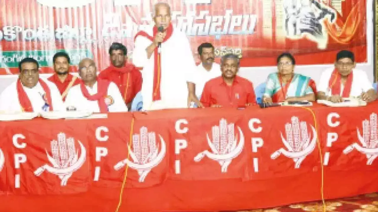 Telangana: भाकपा ने नक्सली हत्याओं की जांच की मांग की