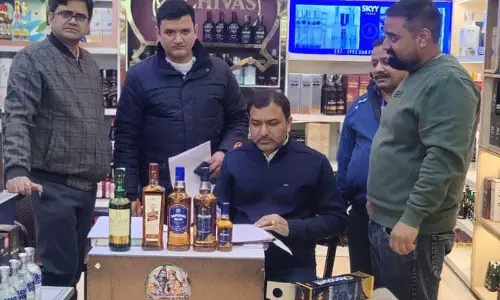 Chandigarh: आबकारी विभाग ने 15 हजार बोतल अवैध शराब जब्त की