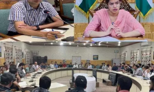 DC कुपवाड़ा ने ई-ऑफिस 2.0 के कार्यान्वयन की प्रगति की समीक्षा की DC कुपवाड़ा ने ई-ऑफिस 2.0 के कार्यान्वयन की प्रगति की समीक्षा की