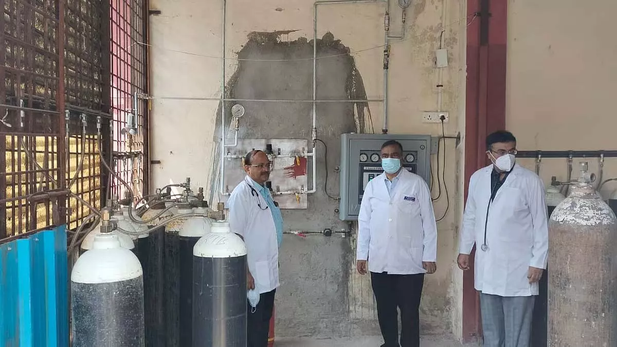 COVID-19 : 4 दिनों में 19 मामले सामने आए, नगर निकाय ने अस्पतालों की तैयारी और जांच बढ़ाई COVID-19 : 4 दिनों में 19 मामले सामने आए, नगर निकाय ने अस्पतालों की तैयारी और जांच बढ़ाई