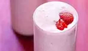 Summer Drink : गर्मियों में हाइड्रेटेड और फ्रेश रहने के लिए पिएं ये स्मूदी, ऐसे करें तैयार Summer Drink : गर्मियों में हाइड्रेटेड और फ्रेश रहने के लिए पिएं ये स्मूदी, ऐसे करें तैयार