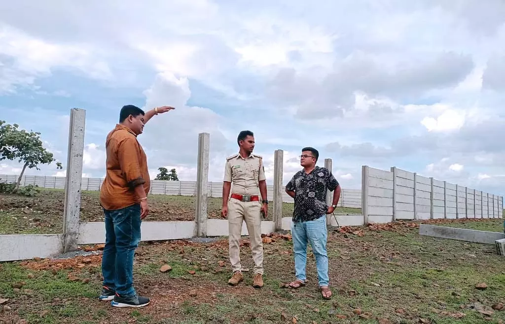 Bidar : लुप्तप्राय भेड़िये के आवास पर हमला Bidar : लुप्तप्राय भेड़िये के आवास पर हमला