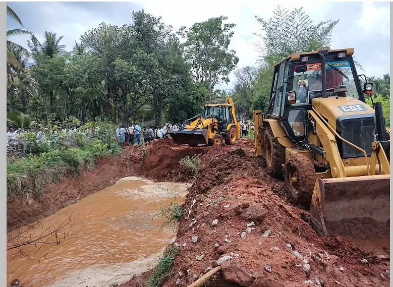 हेमावती एक्सप्रेस लिंक नहर: सोमन्ना ने काम रोकने के लिए मुख्यमंत्री को पत्र लिखा हेमावती एक्सप्रेस लिंक नहर: सोमन्ना ने काम रोकने के लिए मुख्यमंत्री को पत्र लिखा