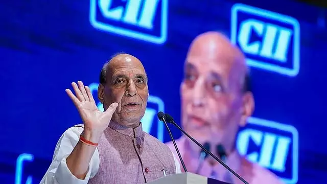 वह दिन दूर नहीं जब PoK के लोग स्वेच्छा से भारत लौटेंगे: Rajnath Singh वह दिन दूर नहीं जब PoK के लोग स्वेच्छा से भारत लौटेंगे: Rajnath Singh