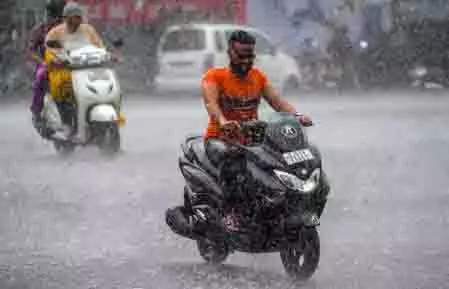 गुजरात में सप्ताह भर बारिश की संभावना, IMD ने जारी किया राज्यव्यापी पूर्वानुमान गुजरात में सप्ताह भर बारिश की संभावना, IMD ने जारी किया राज्यव्यापी पूर्वानुमान