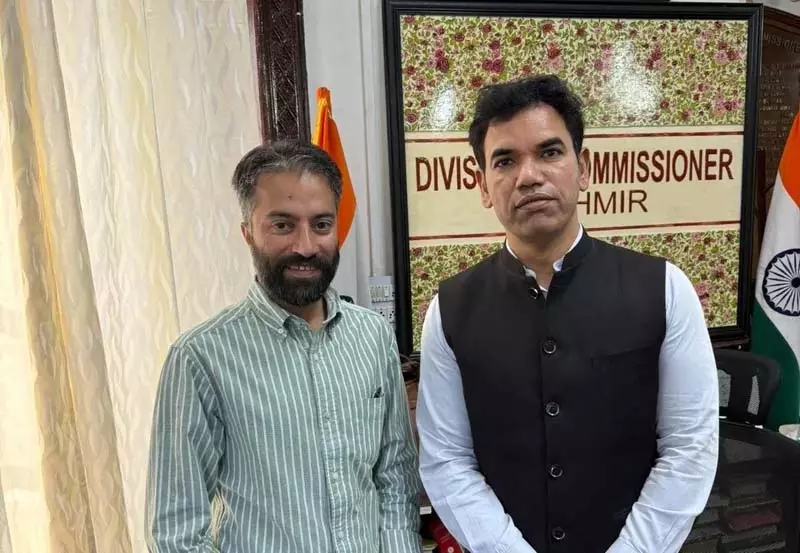MLA कंगन ने मंडलायुक्त कश्मीर के साथ बकरवालों की चिंताओं पर चर्चा की MLA कंगन ने मंडलायुक्त कश्मीर के साथ बकरवालों की चिंताओं पर चर्चा की