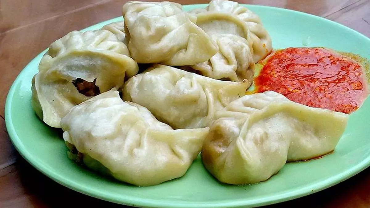 Veg momos बनाना है बहुत आसान, ट्राई करें ये स्वादिष्ट रेसिपी Veg momos बनाना है बहुत आसान, ट्राई करें ये स्वादिष्ट रेसिपी