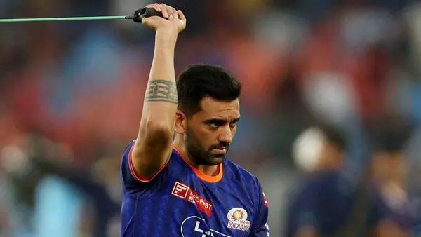 IPL 2025 एलिमिनेटर से पहले मुंबई इंडियंस के सितारे असहज स्थिति में IPL 2025 एलिमिनेटर से पहले मुंबई इंडियंस के सितारे असहज स्थिति में