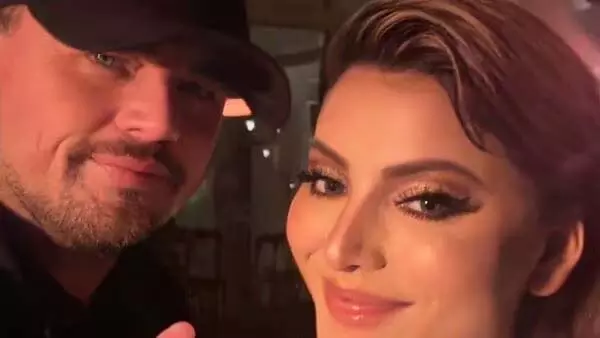 Urvashi Rautela का दावा, लियोनार्डो डिकैप्रियो ने उन्हें क्वीन ऑफ कान्स कहा Urvashi Rautela का दावा, लियोनार्डो डिकैप्रियो ने उन्हें क्वीन ऑफ कान्स कहा