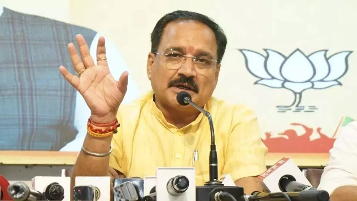 BJP जिला अध्यक्ष को मिल सकती है टिकट, नामांकन की संभावना BJP जिला अध्यक्ष को मिल सकती है टिकट, नामांकन की संभावना