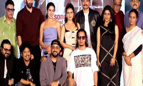 Pritam ने मेट्रो..इन डिनो में अभिनेता आदित्य रॉय कपूर के संगीत डेब्यू की सराहना की