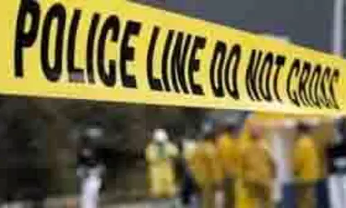 Bihar: कमरे में सो रही महिला की गला रेतकर हत्या इलाके में सनसनी Bihar: कमरे में सो रही महिला की गला रेतकर हत्या इलाके में सनसनी